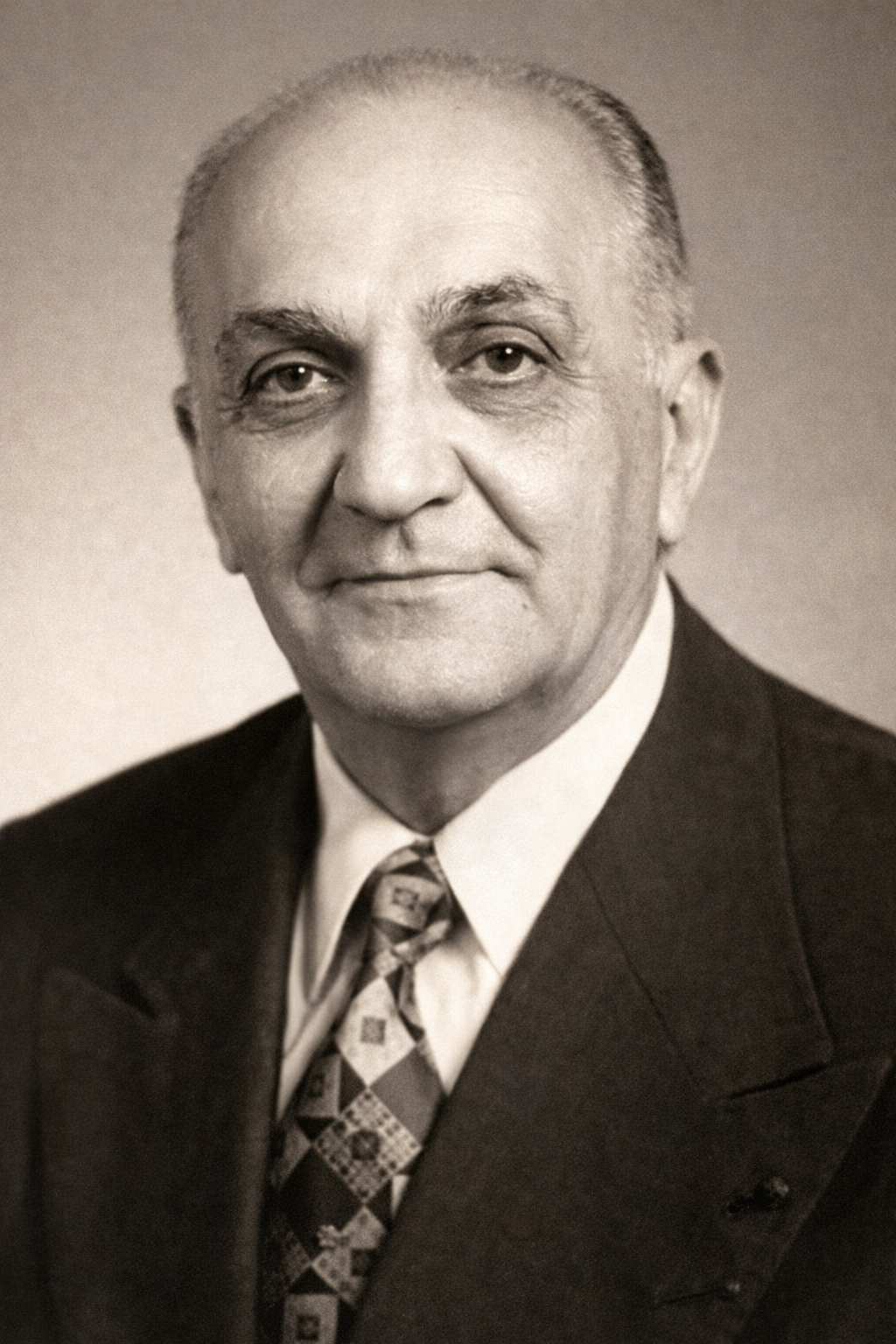 Dr. Almir Santos Pinto